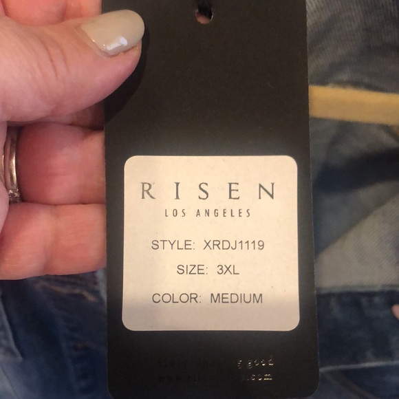 Risen plus size Jean jacket - Picture 4 of 9